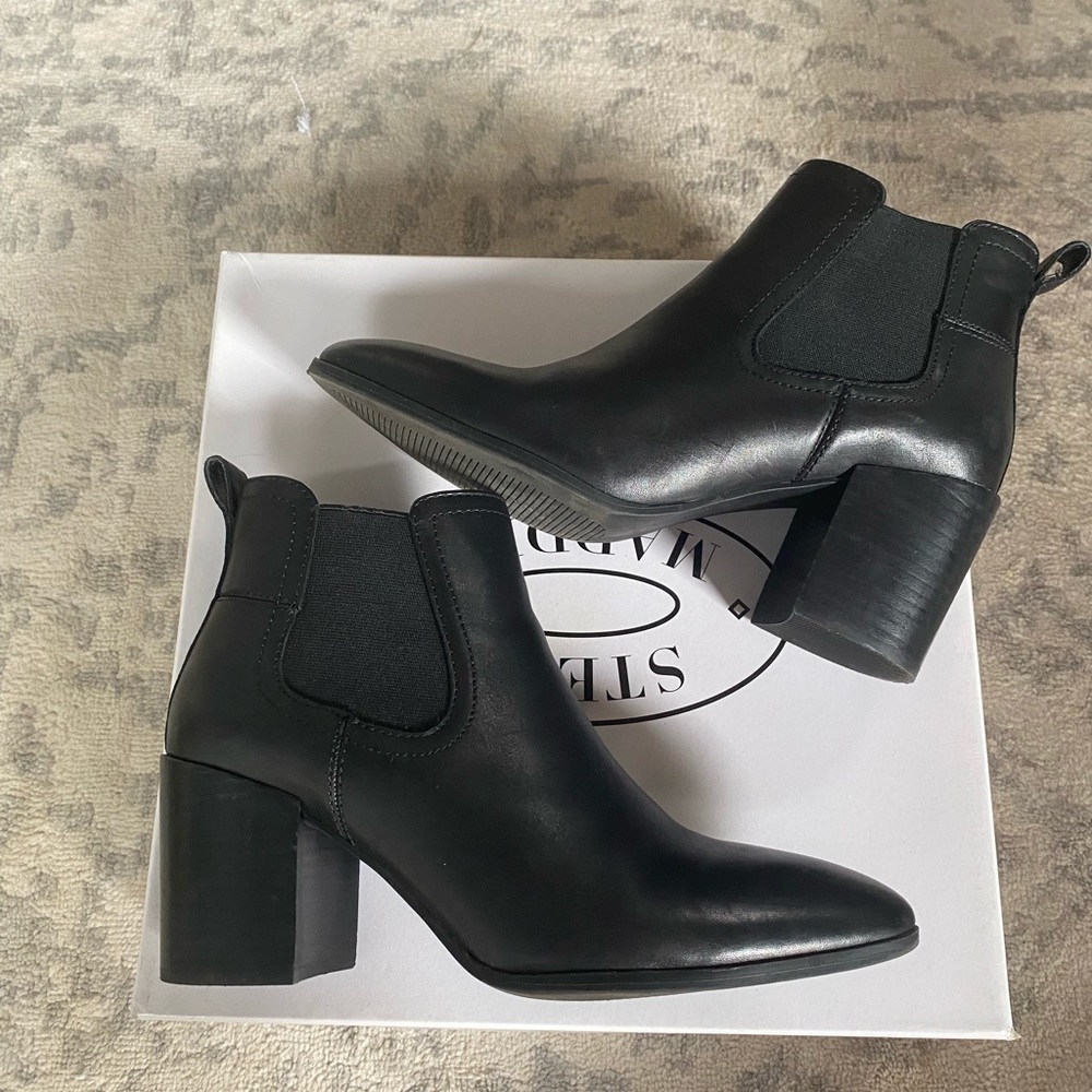 Steve Madden Odo Chelsea Booties